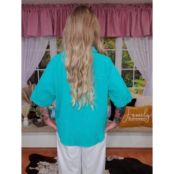 HALF Sleeves Top - Picture 2 of 7